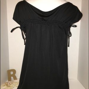 GAP BODY FIT - (Med) - Sleeveless Black Top